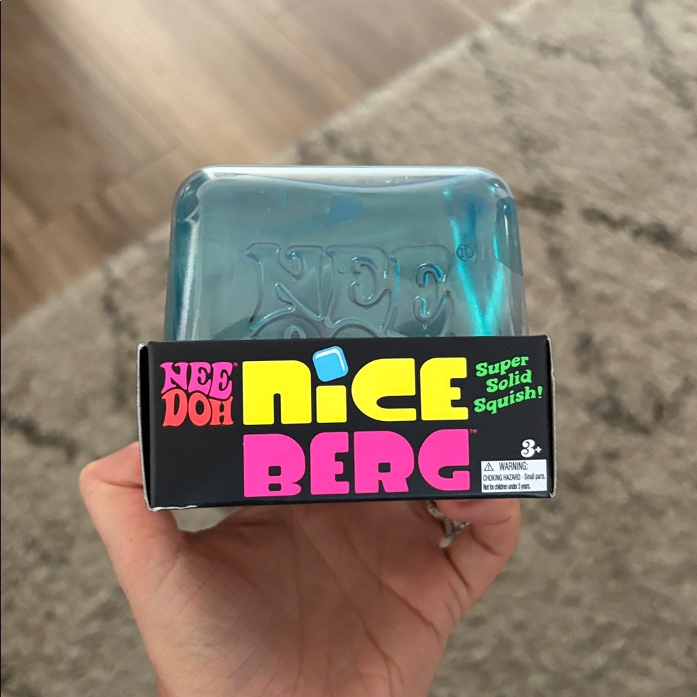 NeeDoh Nice Berg Giant Blue Solid Squish Toy New Viral - Picture 2 of 4